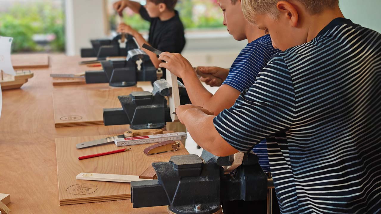 die-werkinsel-holzwerkstatt-meitingen-ferienkurs-04
